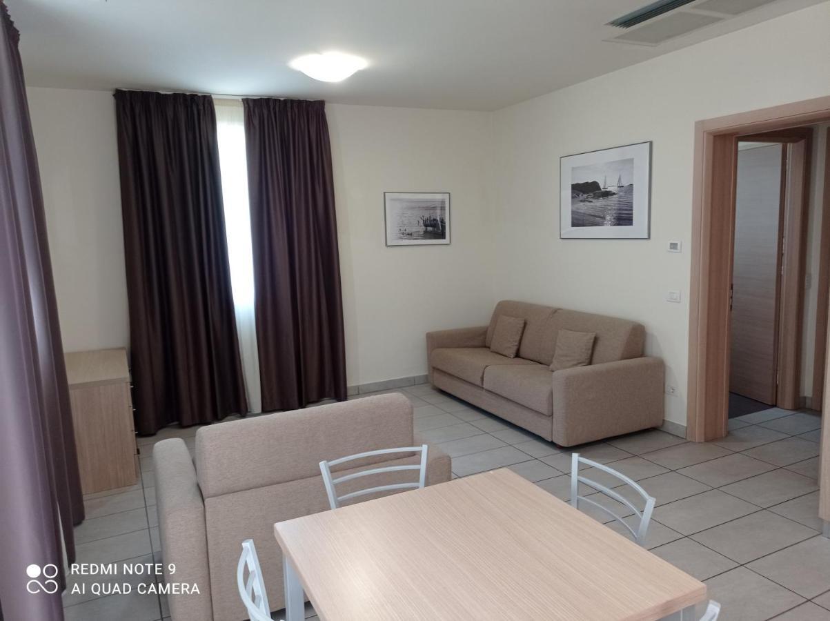 Residence Belmare Ρίμινι Εξωτερικό φωτογραφία
