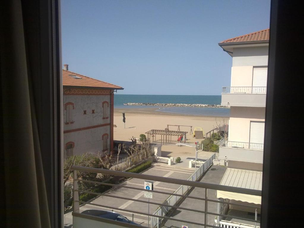 Residence Belmare Ρίμινι Δωμάτιο φωτογραφία